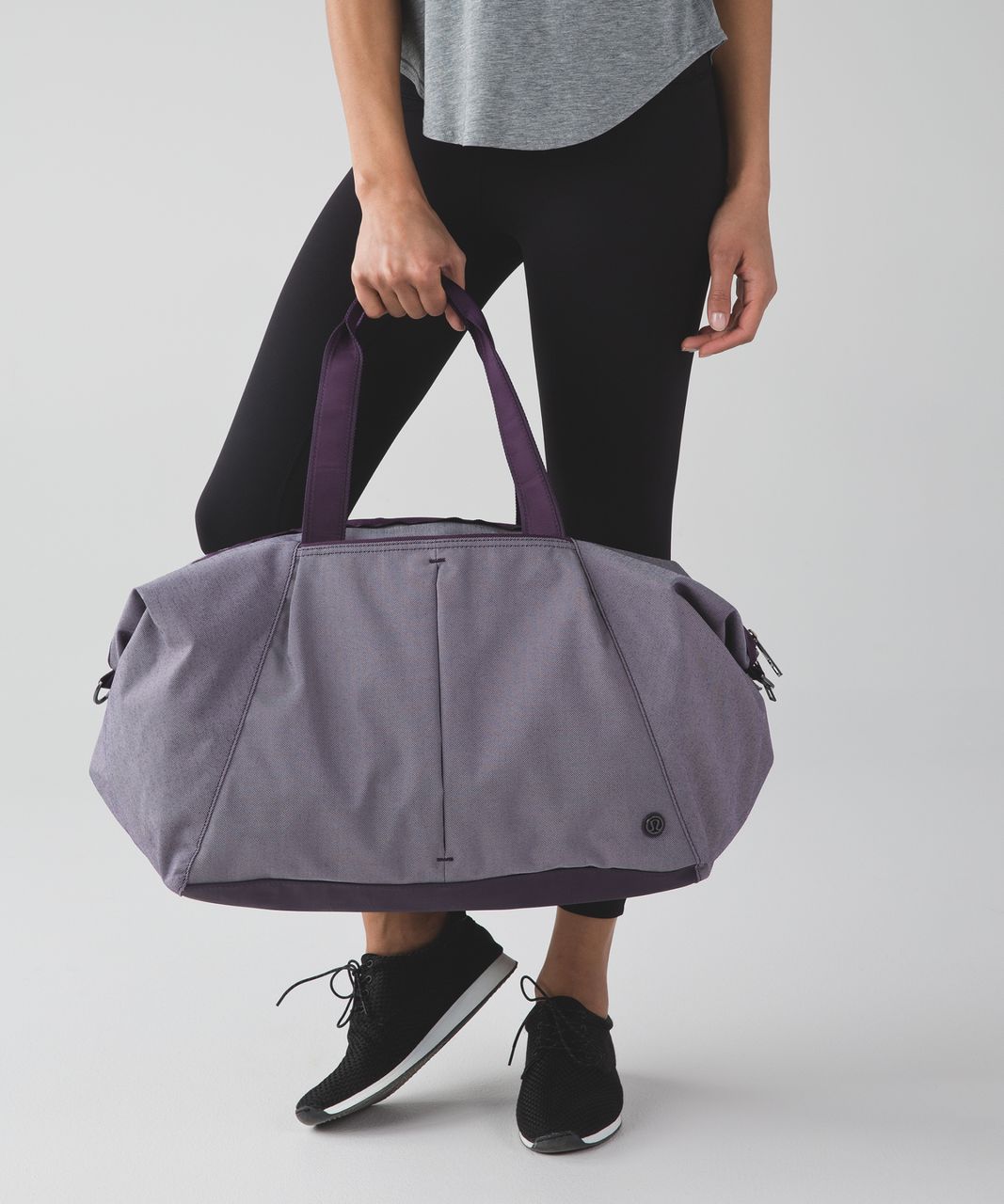 Lululemon Break Free Weekender - Deep Zinfandel / White / Deep Zinfandel