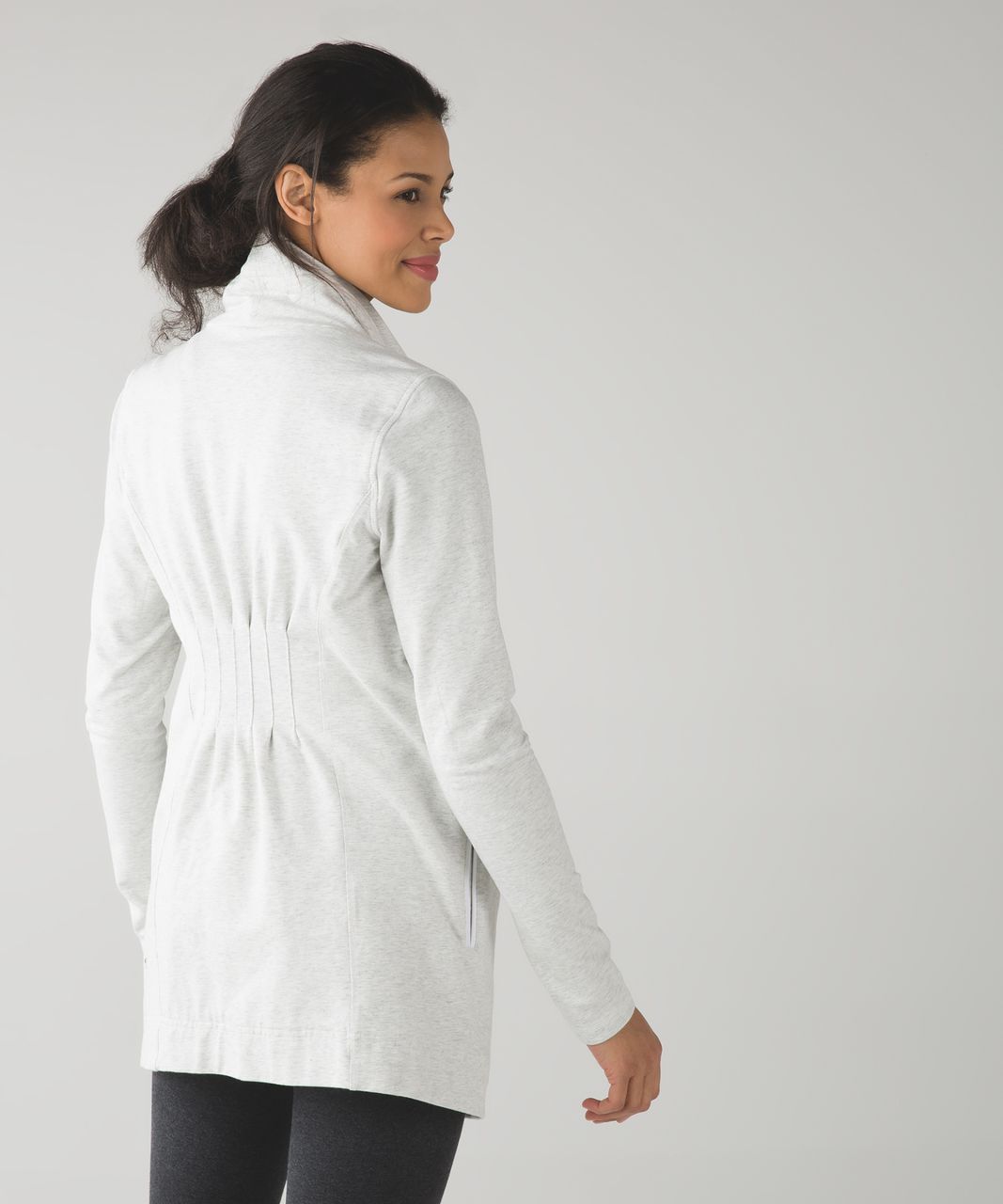 Lululemon Restore Wrap - Heathered White