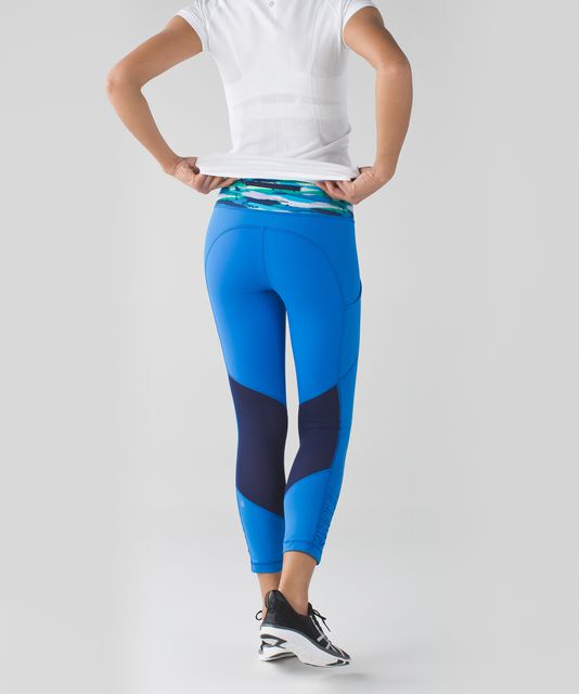 Lululemon Speed Crop - Gator Green - lulu fanatics