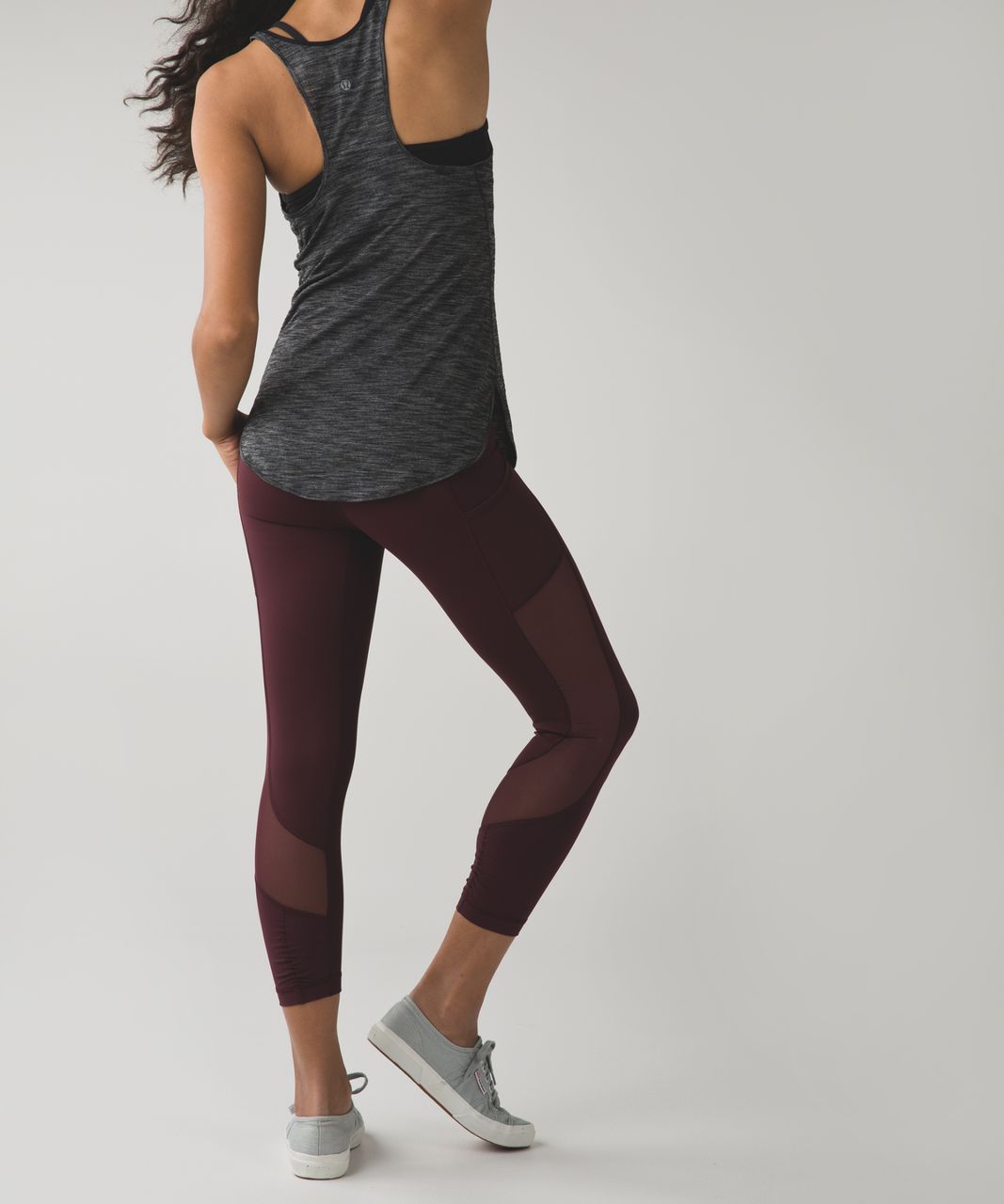 Lululemon wine berry bordeaux drama tie dye in the flow crops - Agent  Athletica