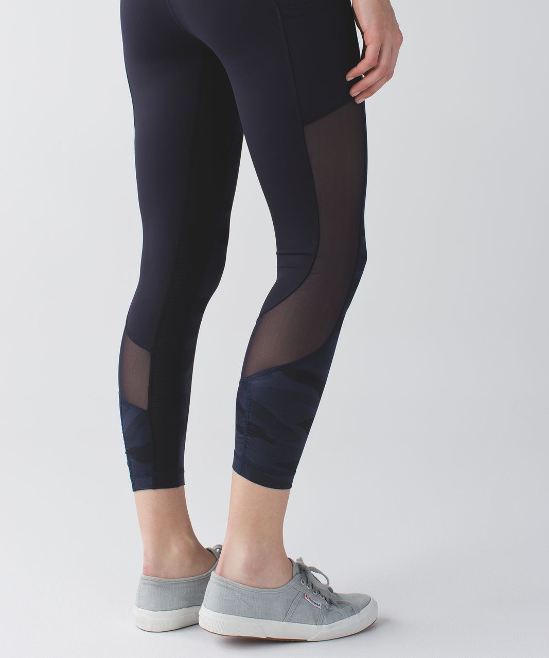 Seek Adventure Black Leggings – Specifically Pacific