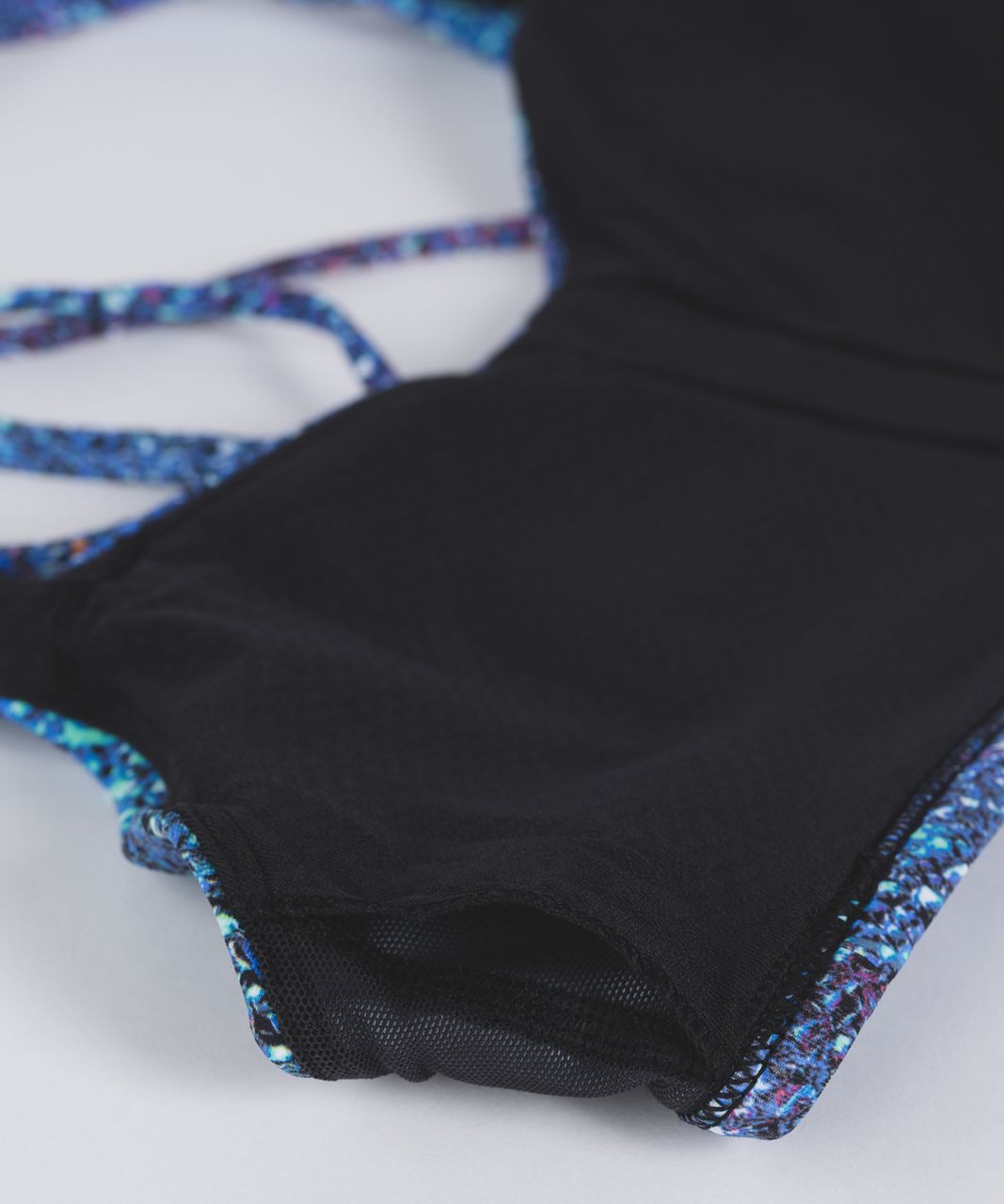 Lululemon Free To Be Zen Bra - Strive Multi Black