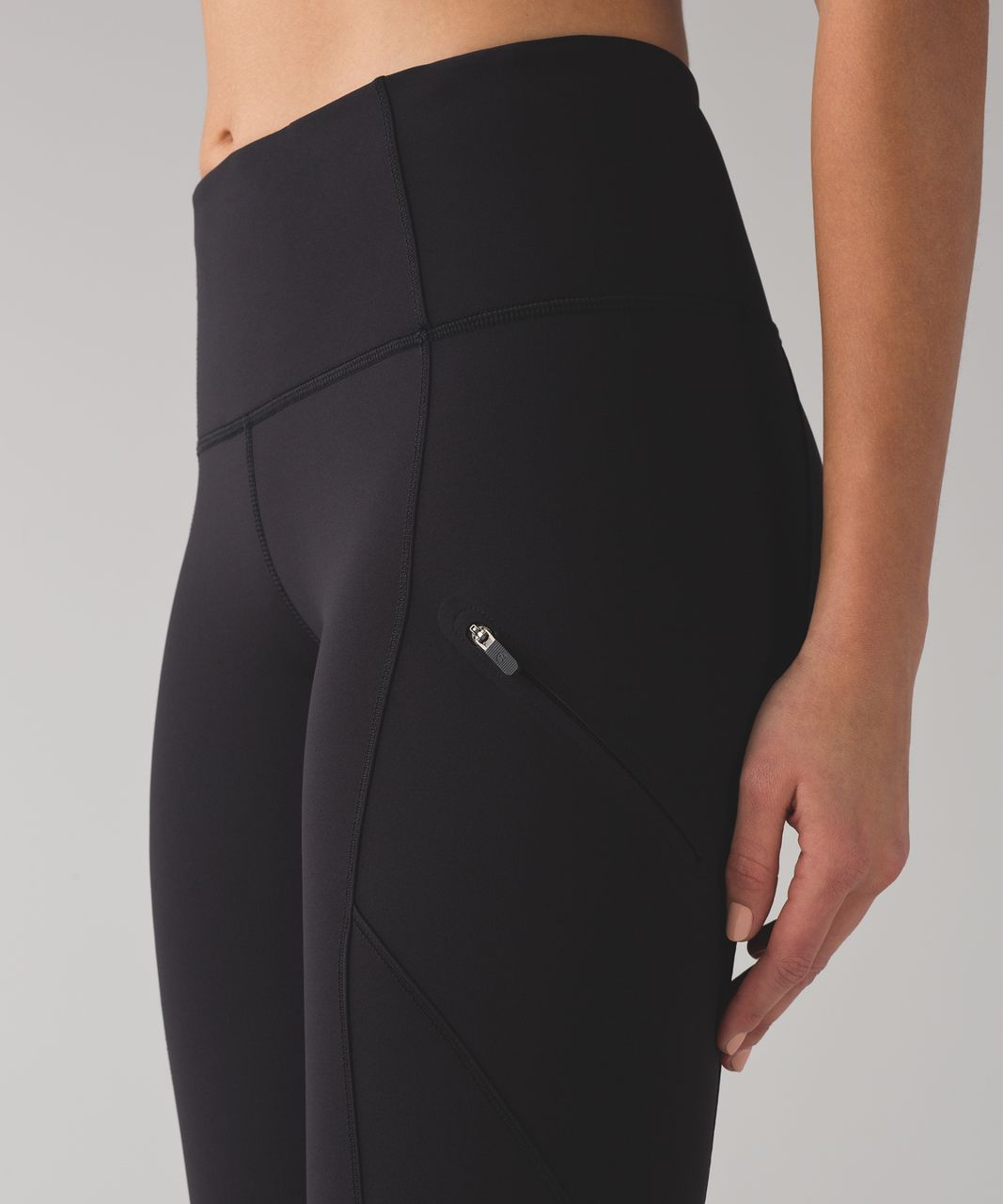 LULULEMON Cadence Crusher Tight Black Reflective Zip Pockets Women's Size: 4