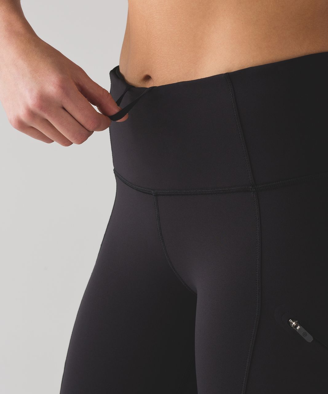 LULULEMON Cadence Crusher Tight Black Reflective Zip Pockets Women's Size:  4