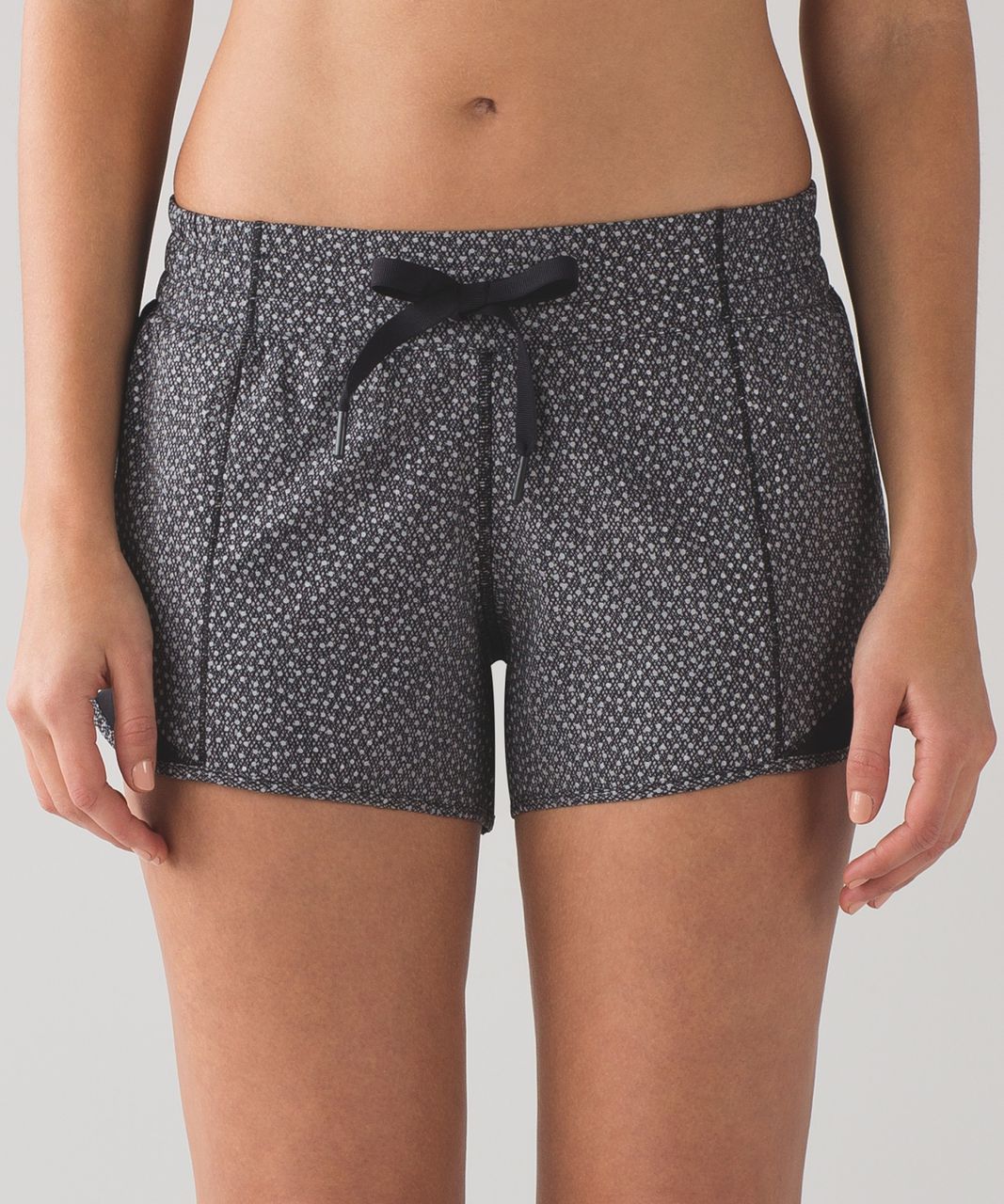 Lululemon Speed Tight Reflective Frozen Fizz, 4 - $129 - From Tammy