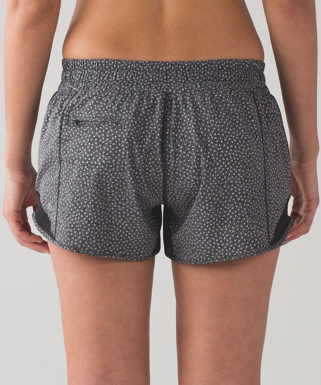 Lululemon Hotty Hot Short Long (Reflective) (4 ) - Frozen Fizz Reflective  Silver - lulu fanatics