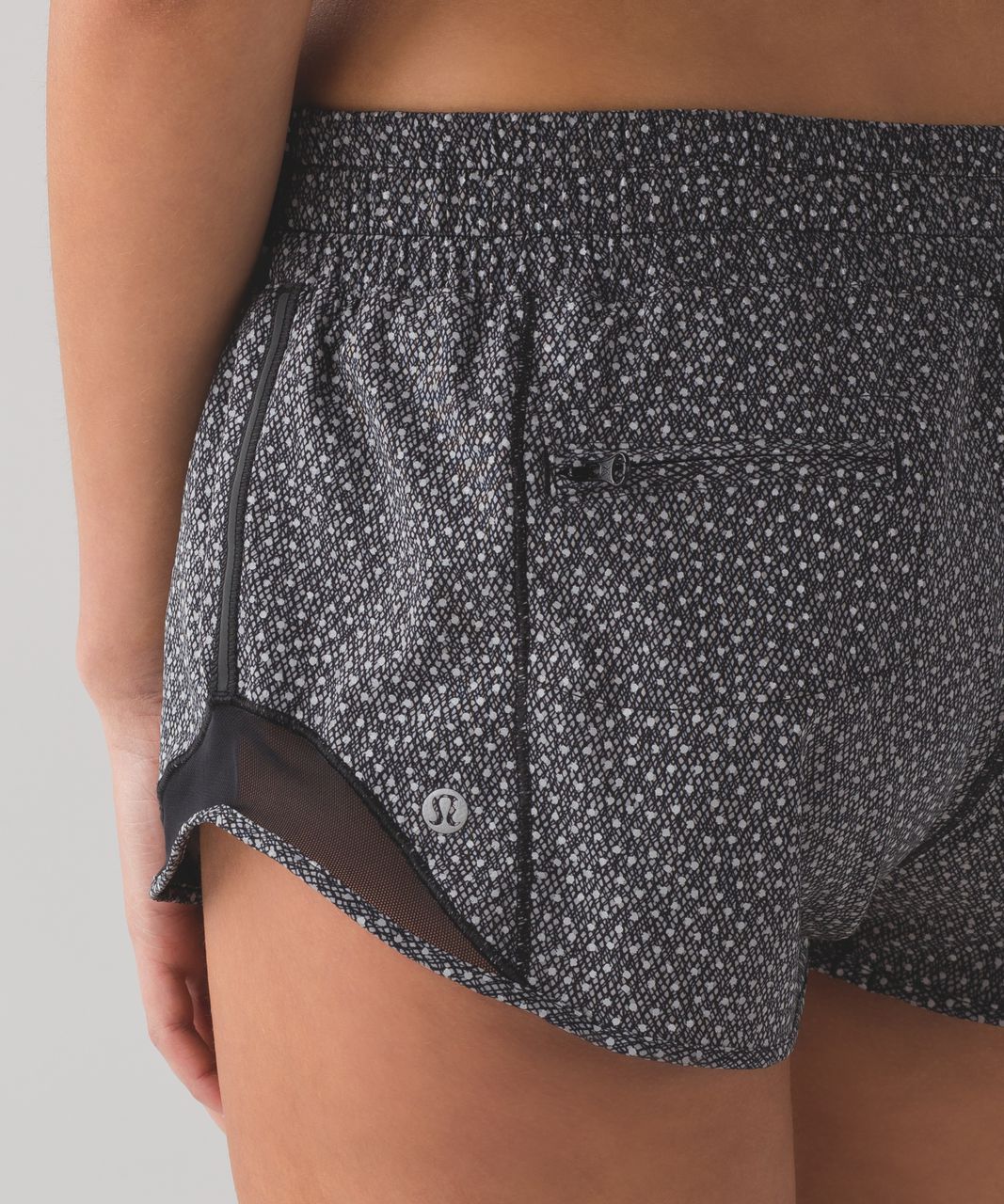 Lululemon Hotty Hot Short (Reflective) (2 1/2") - Frozen Fizz Reflective Silver