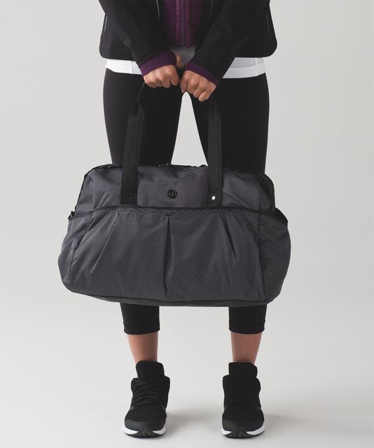 Lululemon All Day Duffel - Black (First Release) - lulu fanatics