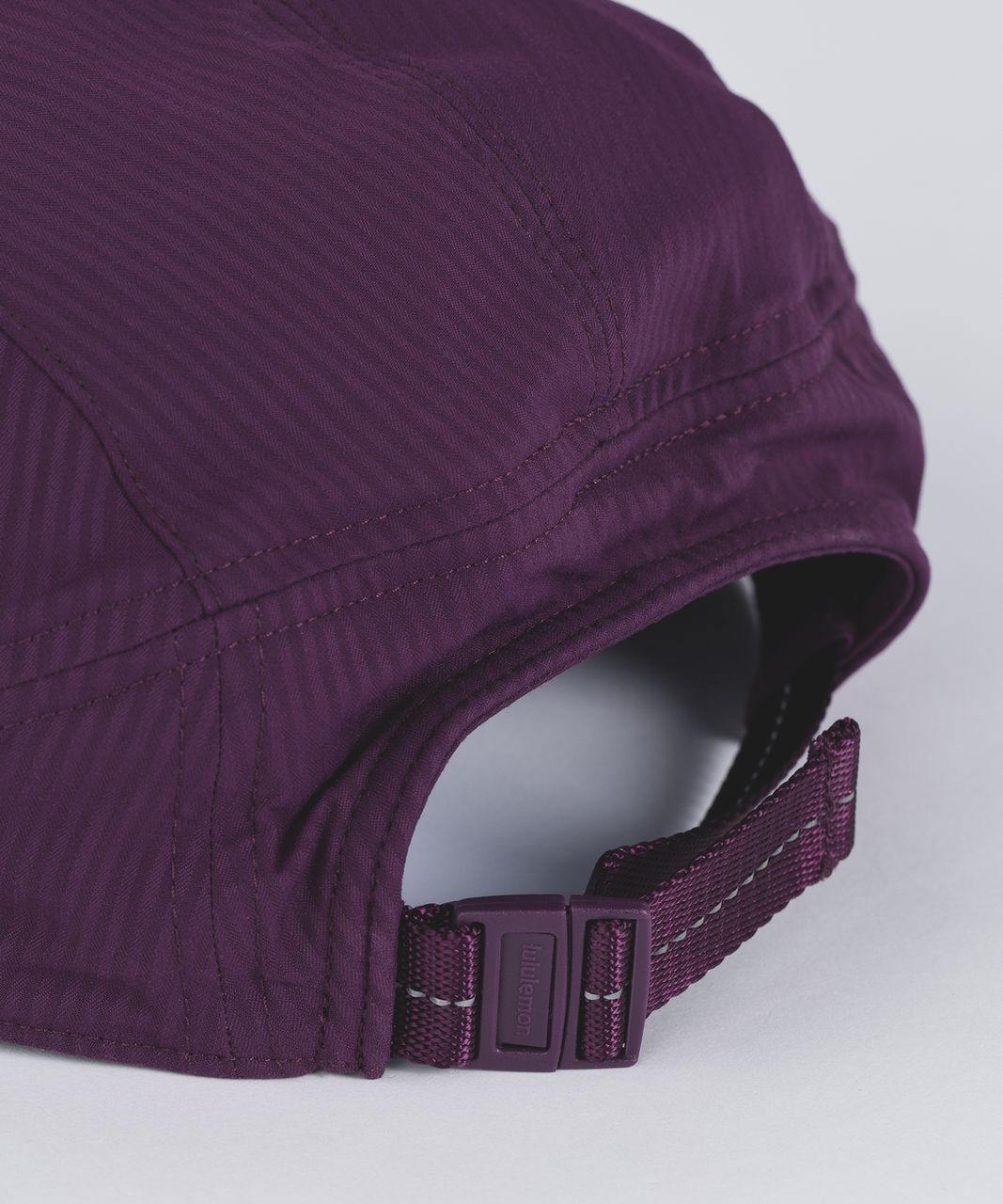 Lululemon Race To Place Run Hat 2.0 - Darkest Magenta