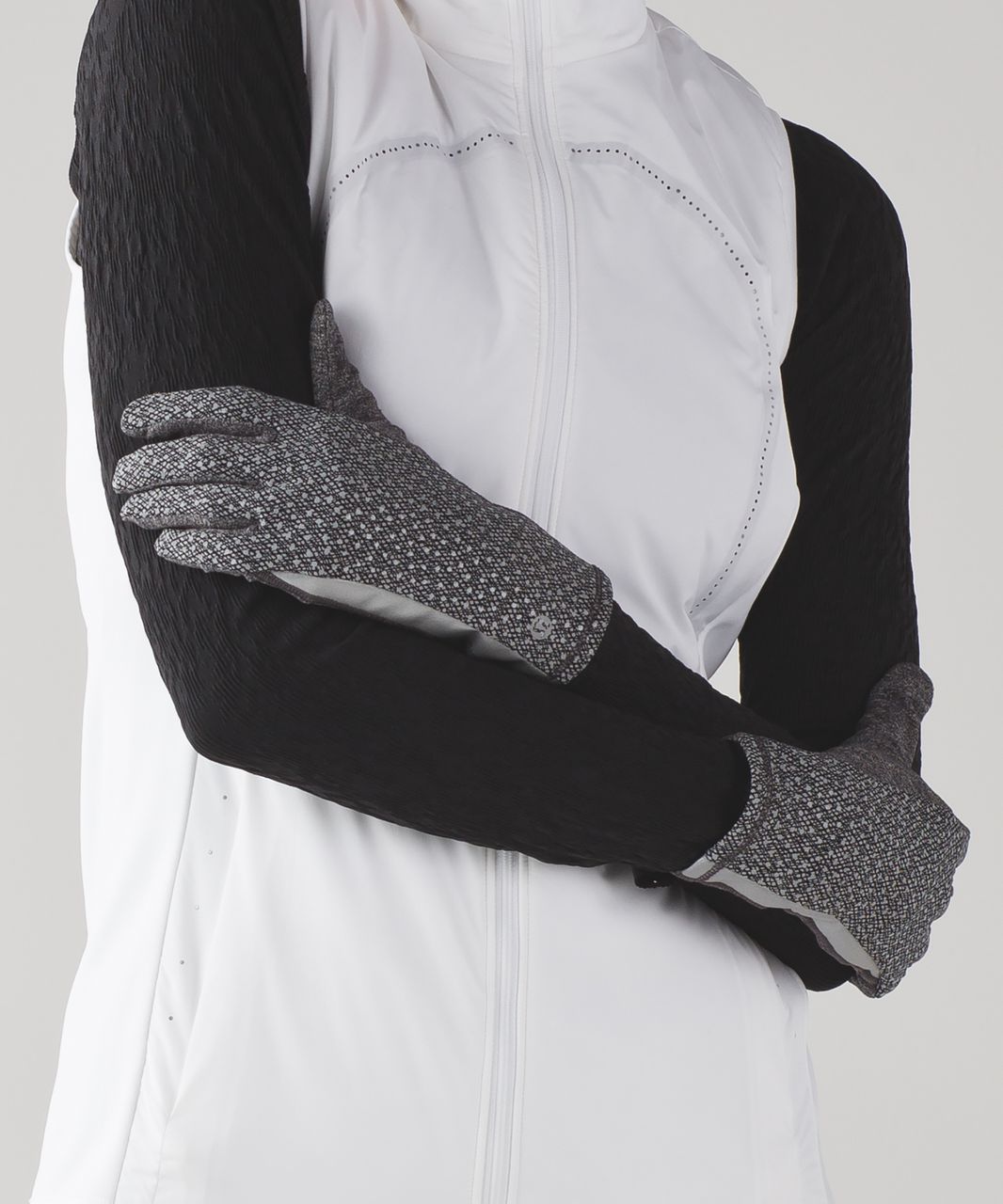 Lululemon Run With Me Gloves (Reflective) - Black / Frozen Fizz Reflective Black