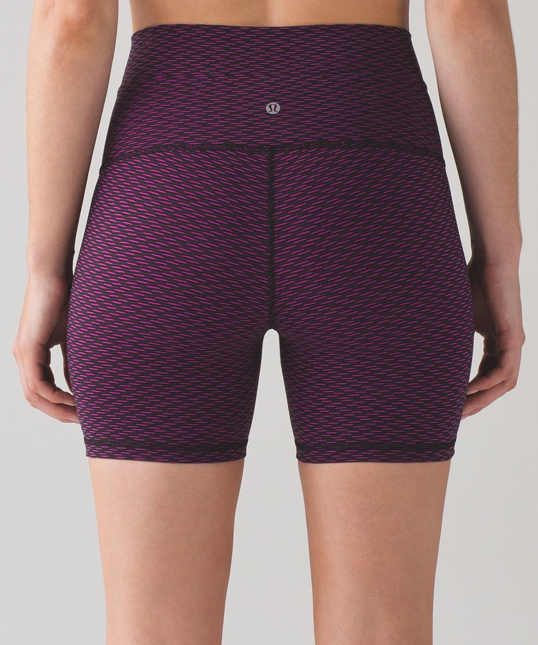 Lululemon Wunder Short 5" (Full-On Luxtreme) - Score Jacquard Black Polar Pink