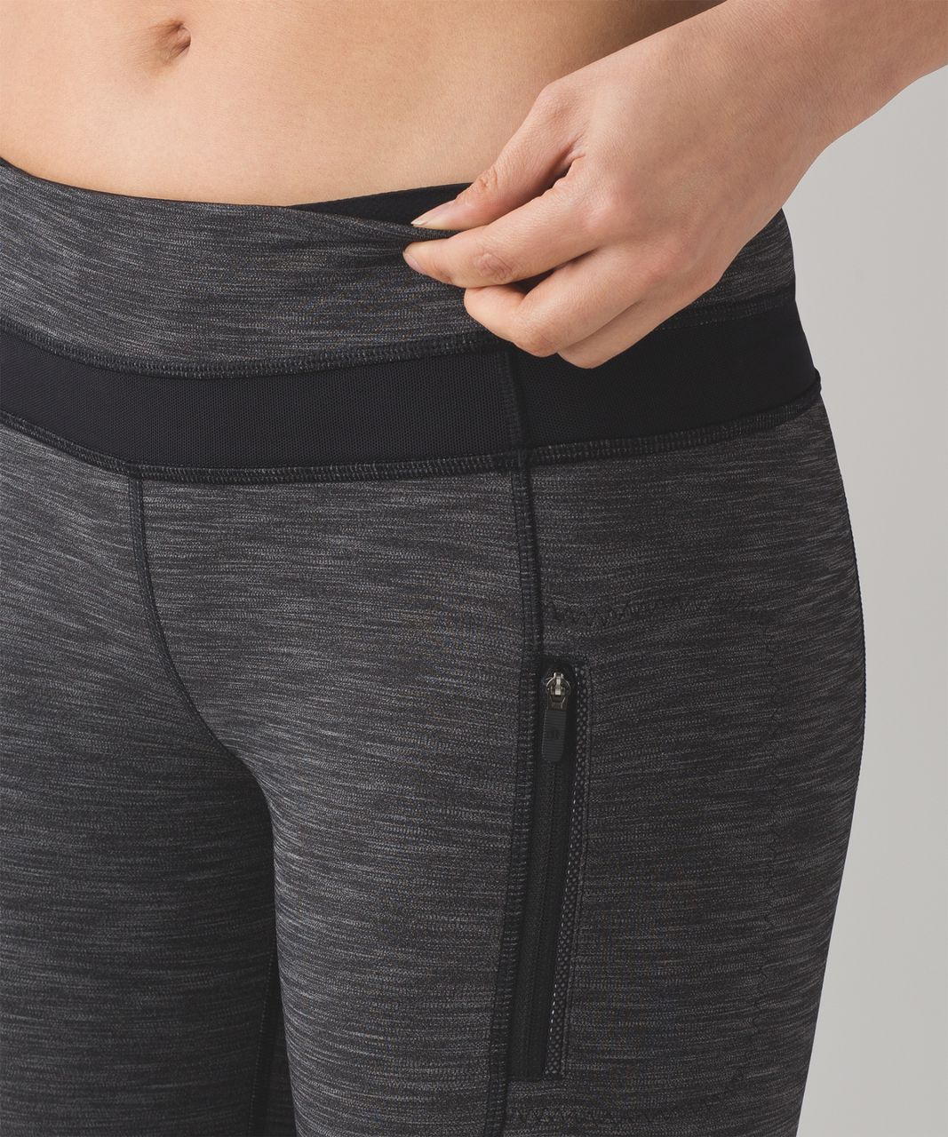 Lululemon Inspire Tight II (Mesh) - Heathered Black / Very Light Flare / Deep  Coal Gray Size 4 - $46 (64% Off Retail) - From revivalmdc