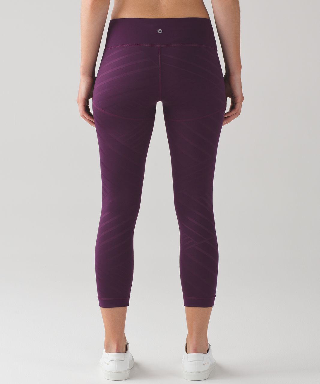 Lululemon Hot Like Agni Crop (23") - Darkest Magenta