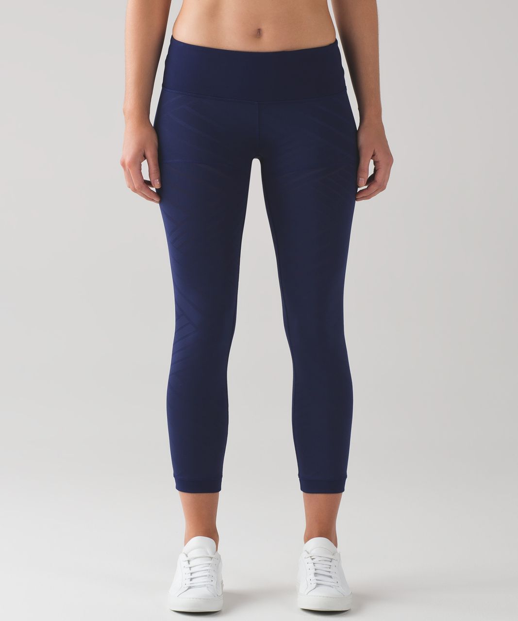 Lululemon Hot Like Agni Crop (23") - Hero Blue