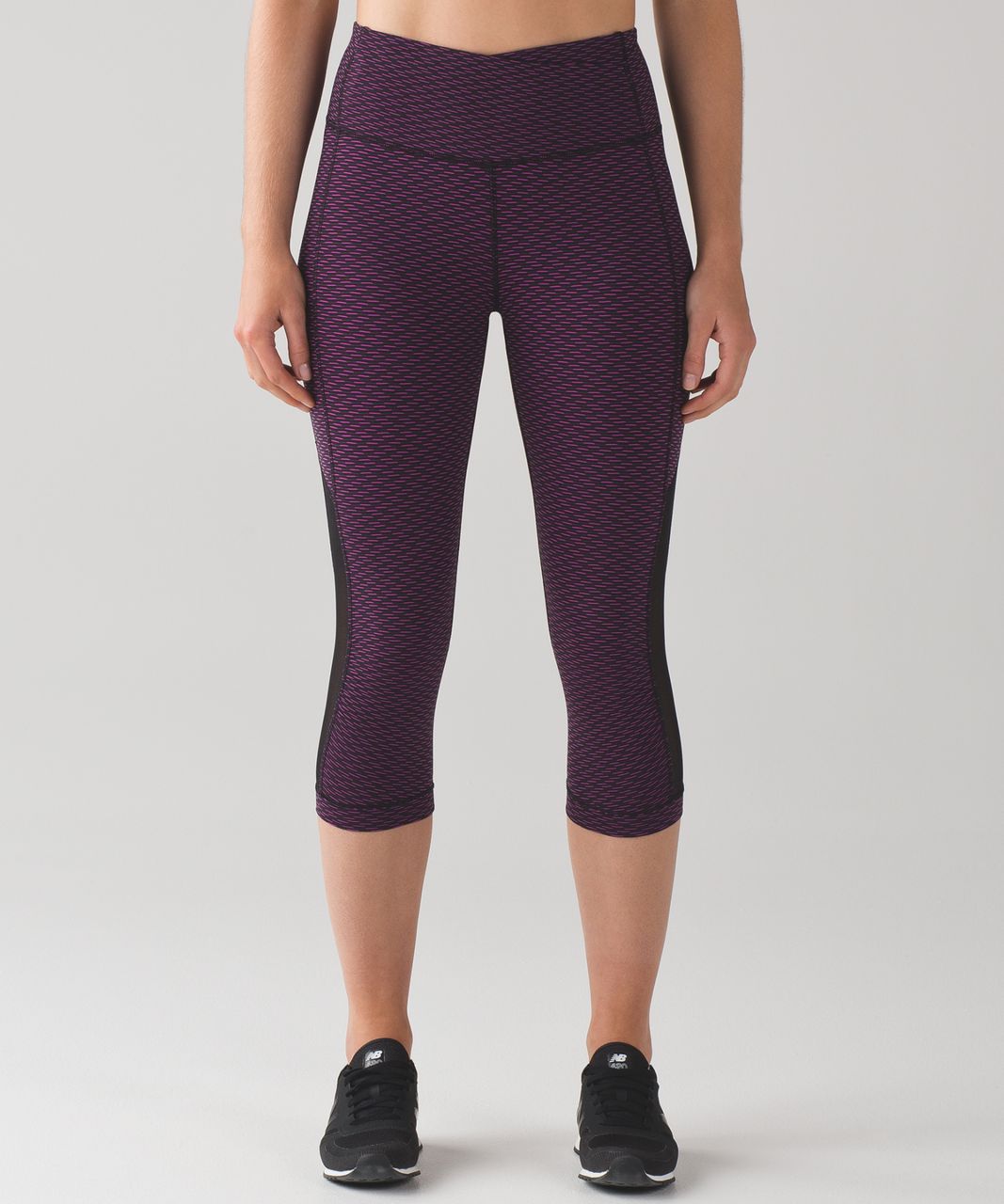 Lululemon Gear Up Crop (17") - Score Jacquard Black Polar Pink / Black