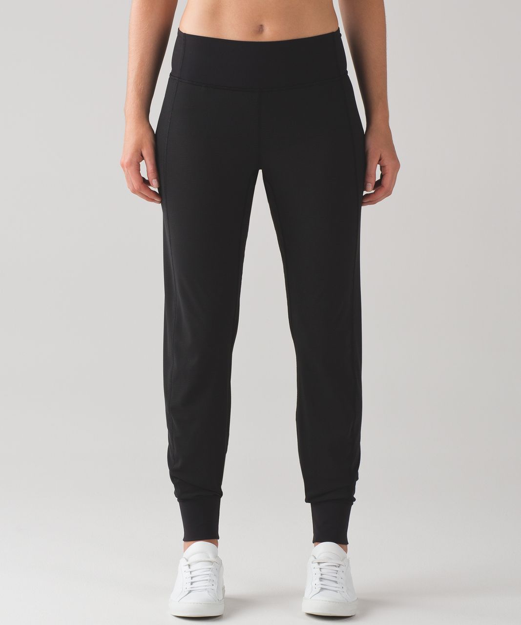 womens lululemon joggers