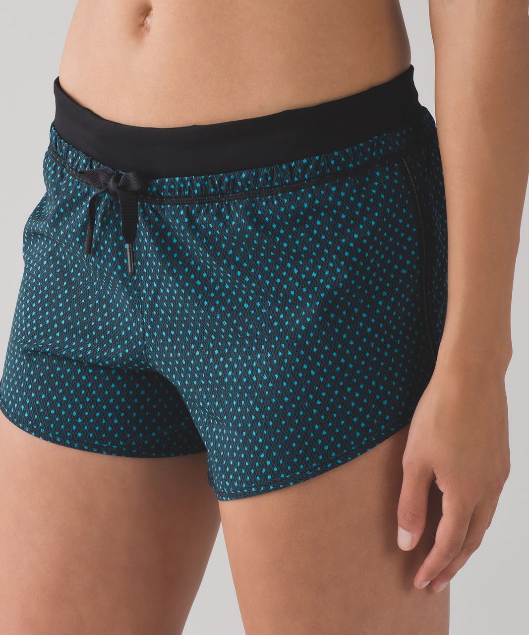 Lululemon Run It Out Short (3") - Mini Dedication Dot Indian Ocean Astro Blue / Black