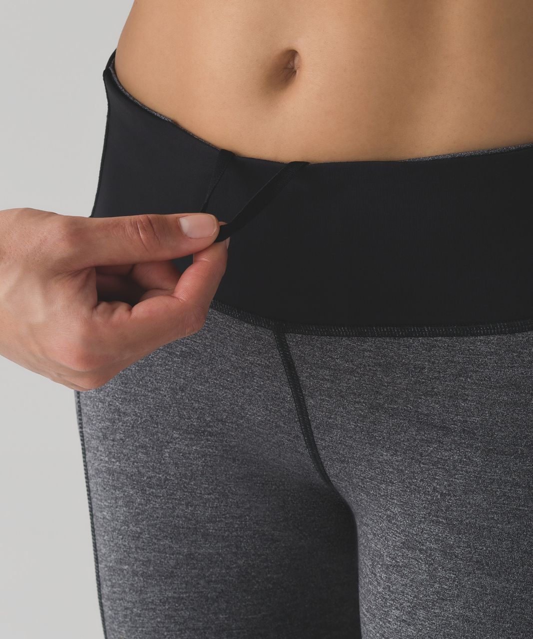 Lululemon Speed Tight V - Heathered Black / Deep Coal