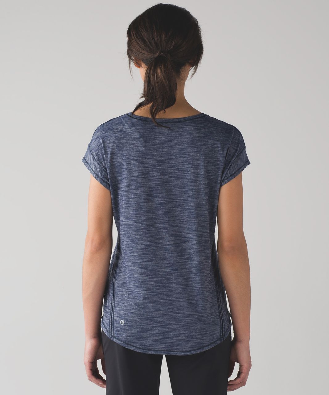 Lululemon Lost In Pace Short Sleeve - Heathered Deep Navy