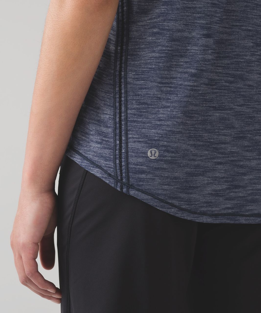 Lululemon Lost In Pace Short Sleeve - Heathered Deep Navy