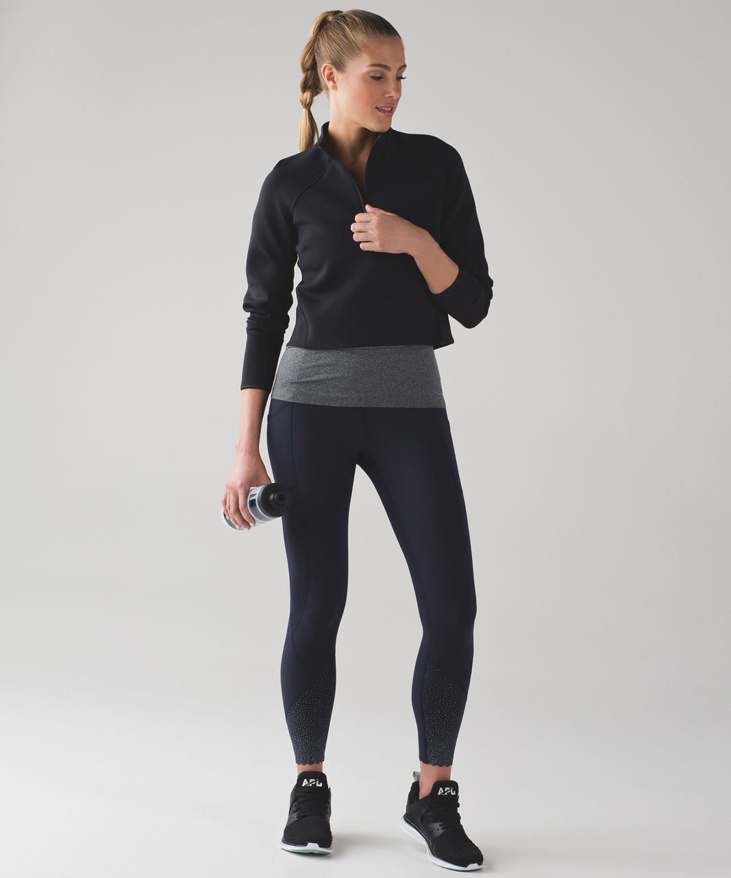 Lululemon Kicking Asphalt 1/2 Zip - Black