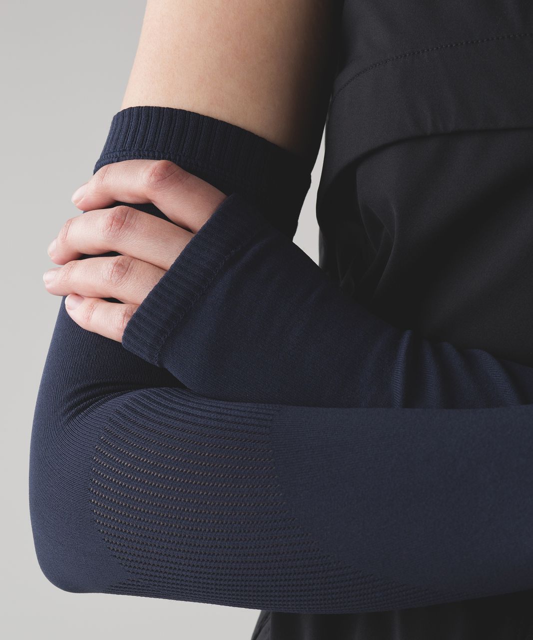 Lululemon High Speed Run Arm Warmers - Midnight Navy