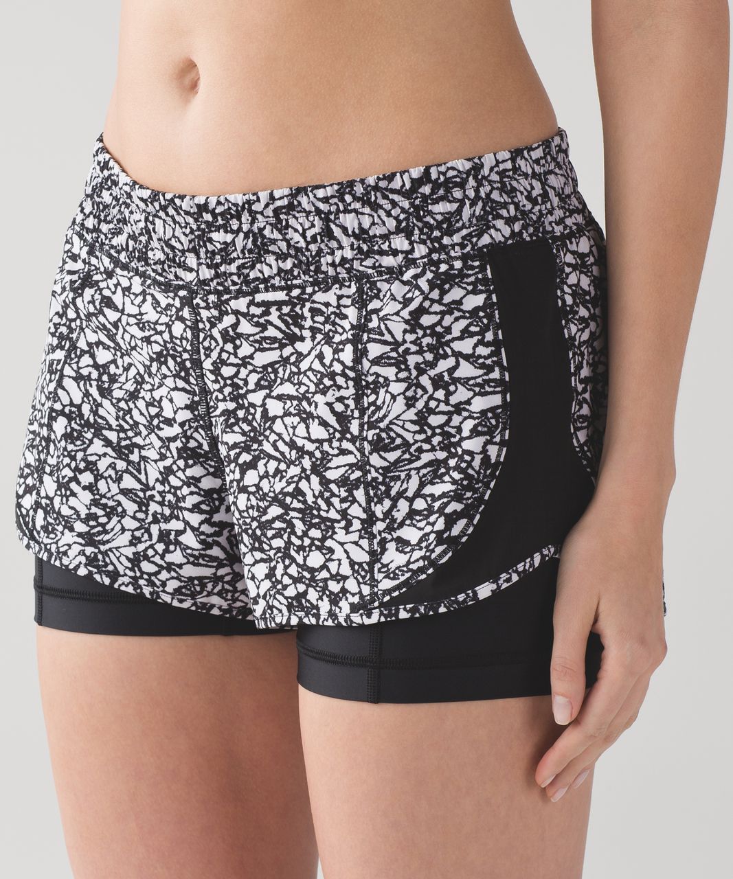 Lululemon Work Out To Water Short - Ice Breaker White Black / Black