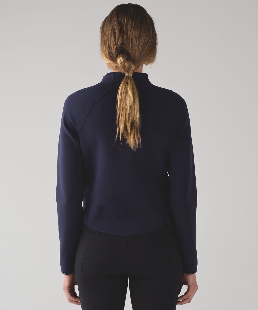 Lululemon Kicking Asphalt 1/2 Zip - Midnight Navy