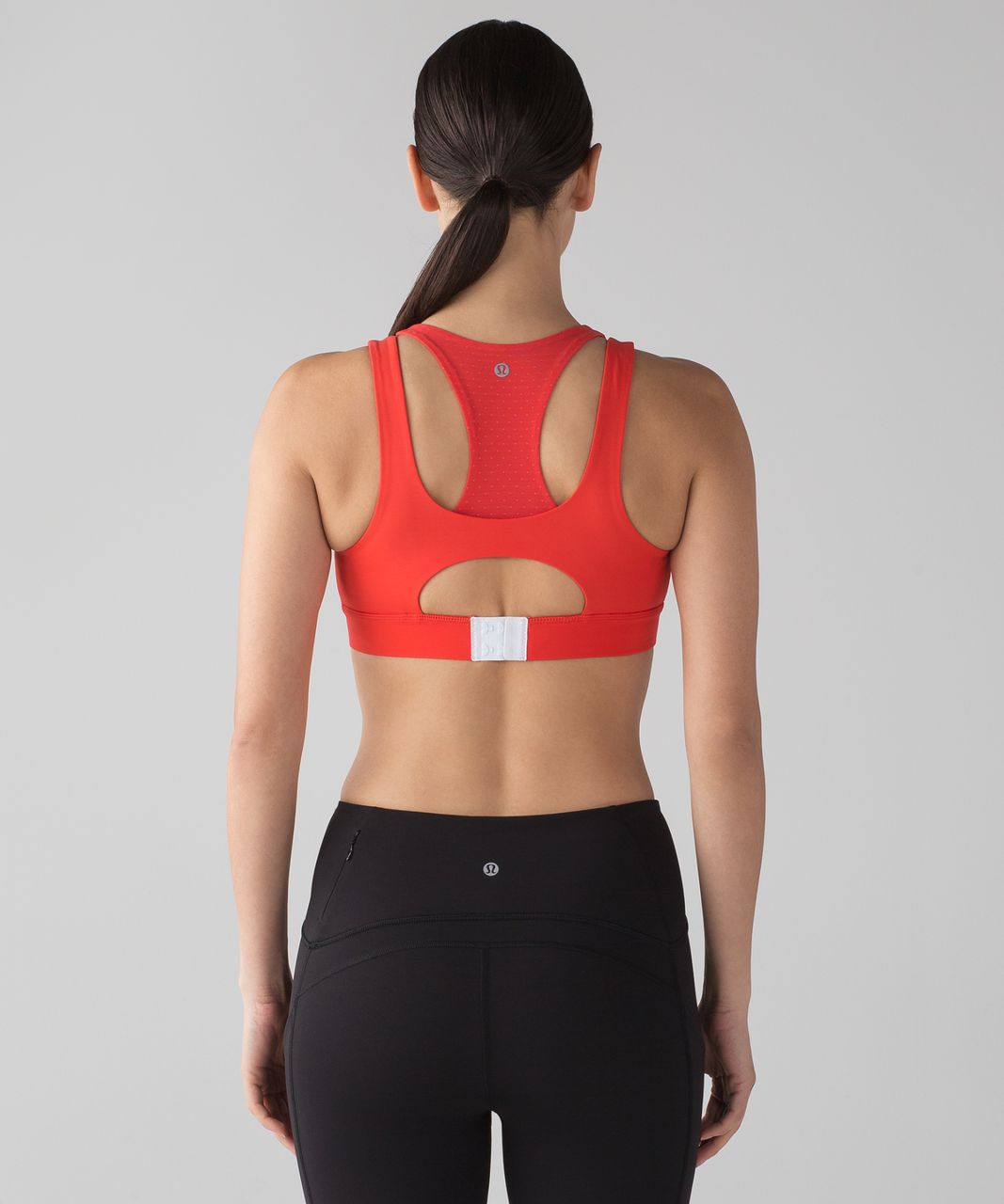 https://storage.googleapis.com/lulu-fanatics/product/24891/1280/lululemon-glide-and-stride-bra-alarming-1497-152934.jpg