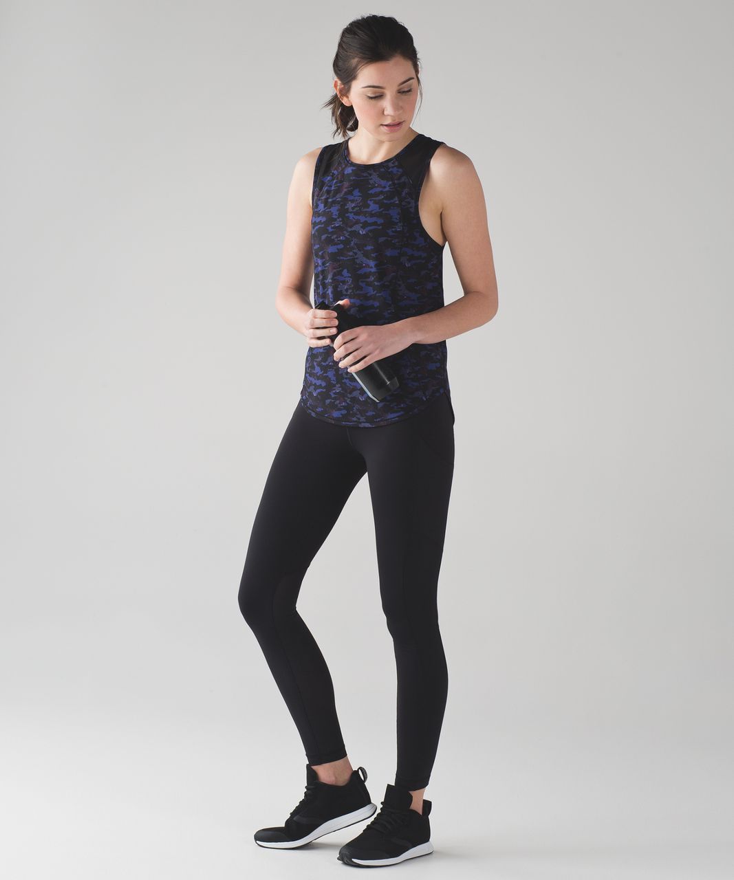 Lululemon Sculpt Tank - Mini Hounds Camo Emperor Blue Black