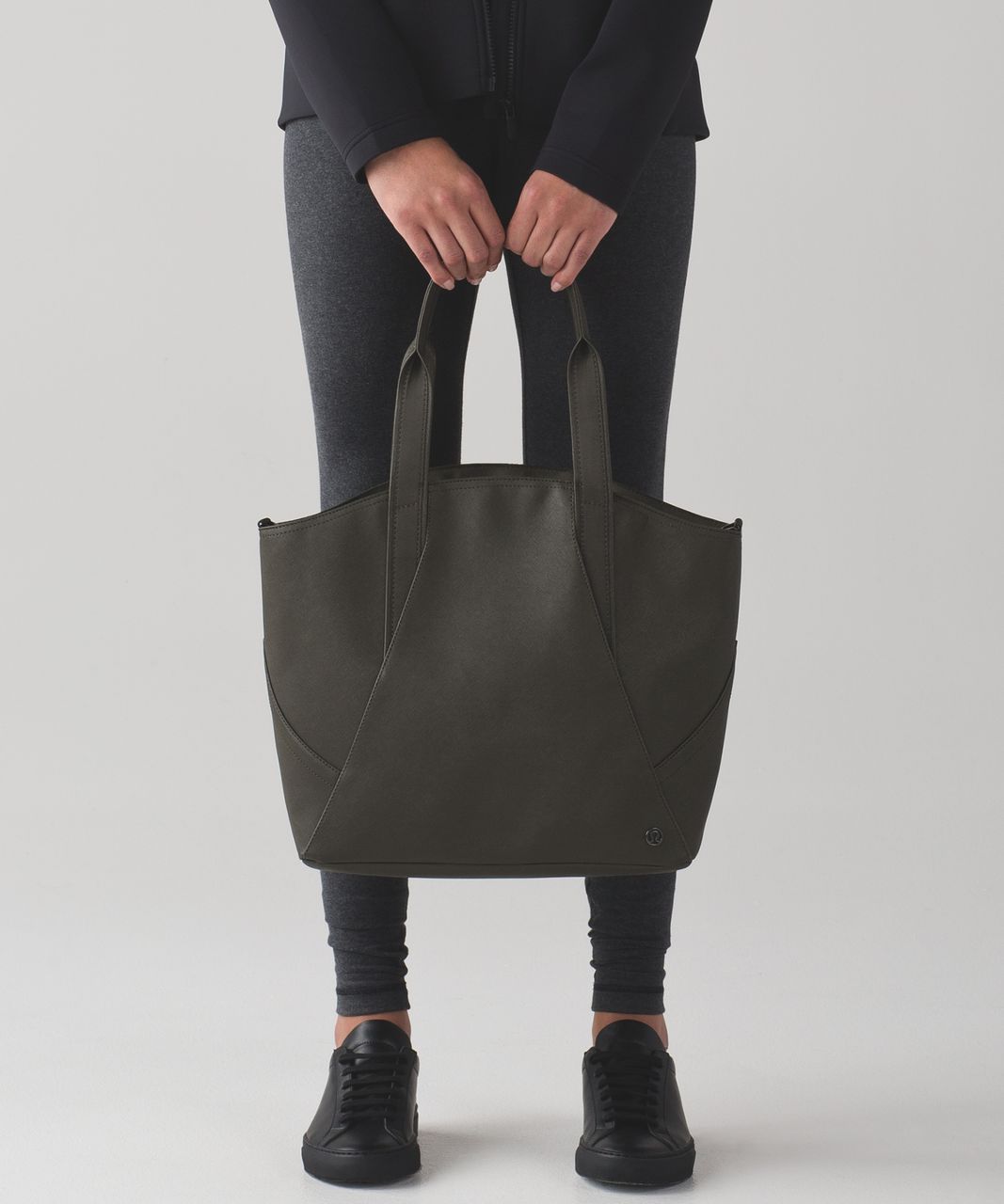 Lululemon All Day Tote (Mini) - Dark Olive - lulu fanatics