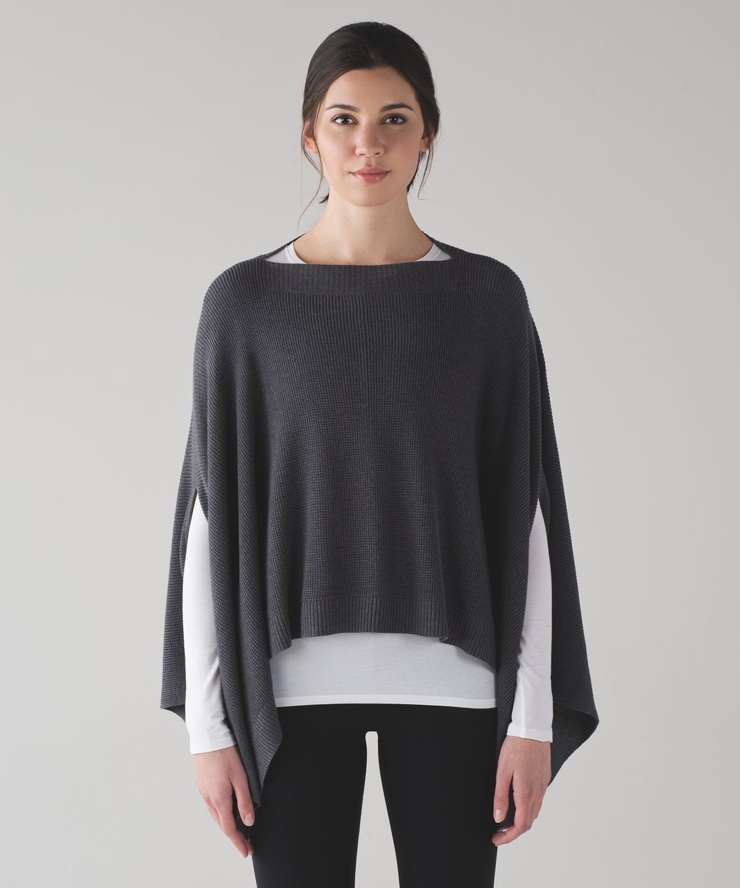 Lululemon Forward Flow Cape - Heathered Dark Carbon