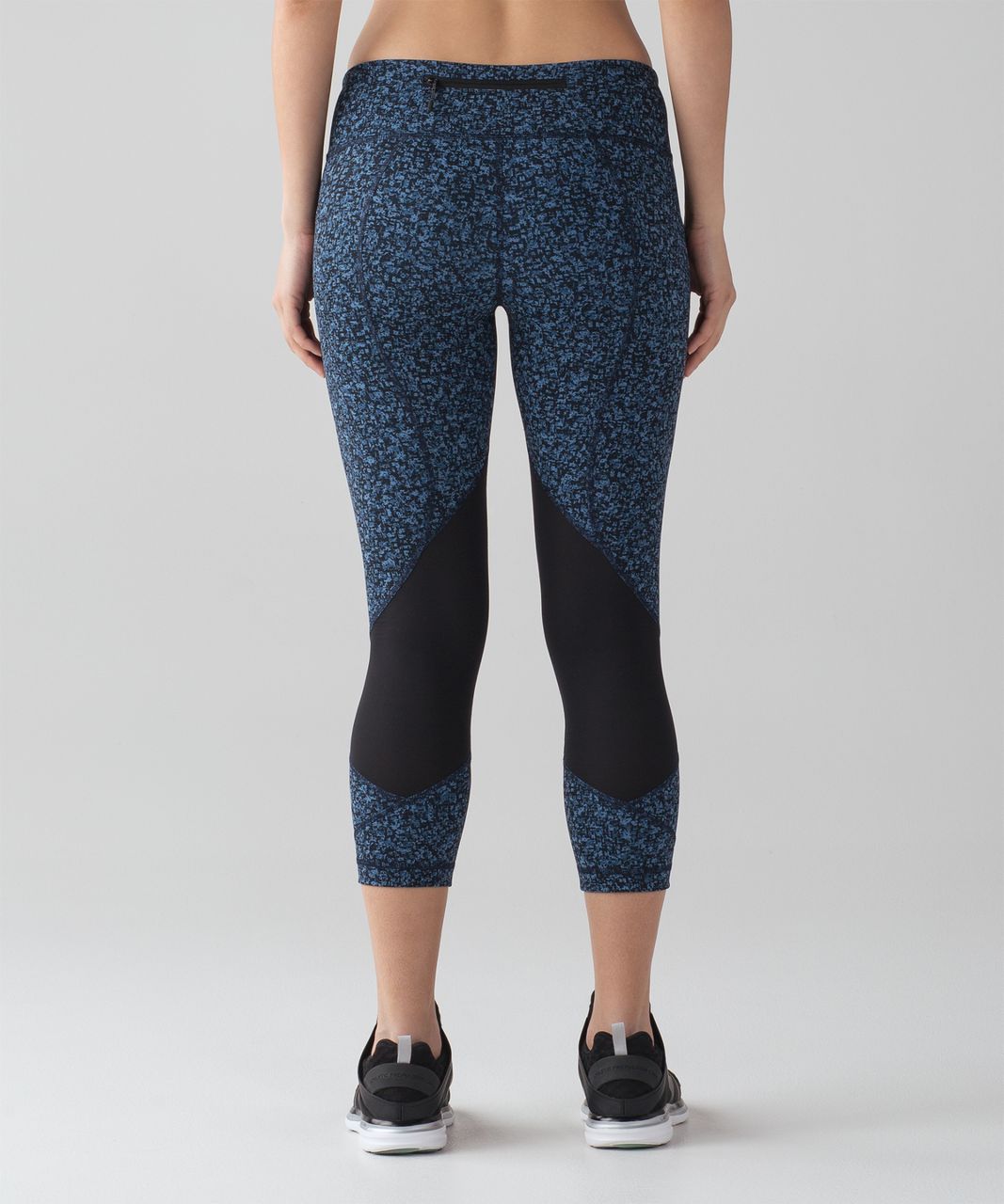 Lululemon Pace Rival Crop (22") - Daisy Dust Illuminight Black / Black