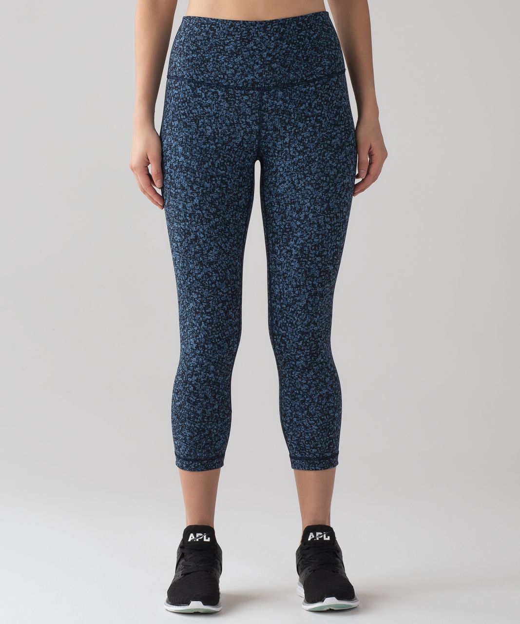 Lululemon Wunder Under Crop (Hi-Rise) *Full-On Luxtreme 21 - Black - lulu  fanatics