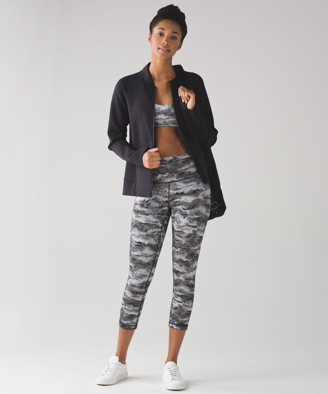 Lululemon Wunder Under Crop (Hi-Rise) *21 - Luon Variegated Knit Black  Heathered Black - lulu fanatics