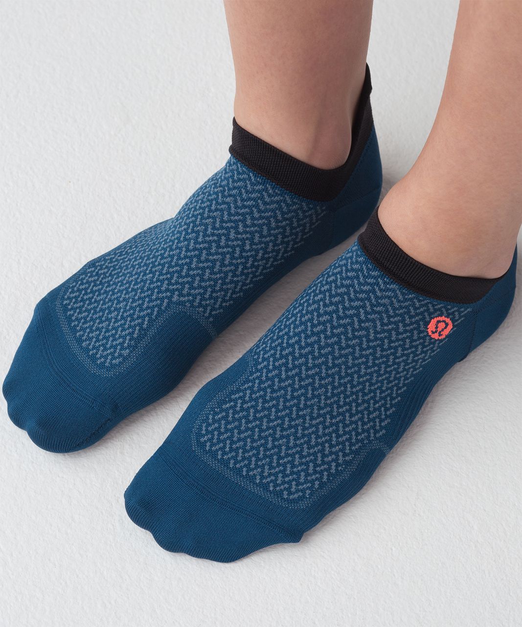 Lululemon Light Speed Sock *Silver - Poseidon / Illuminight / Light Flare