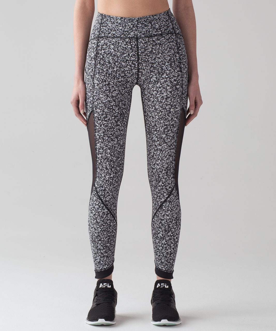 Lululemon Sole Training 7/8 Tight - Daisy Dust Alpine White Black / Black -  lulu fanatics