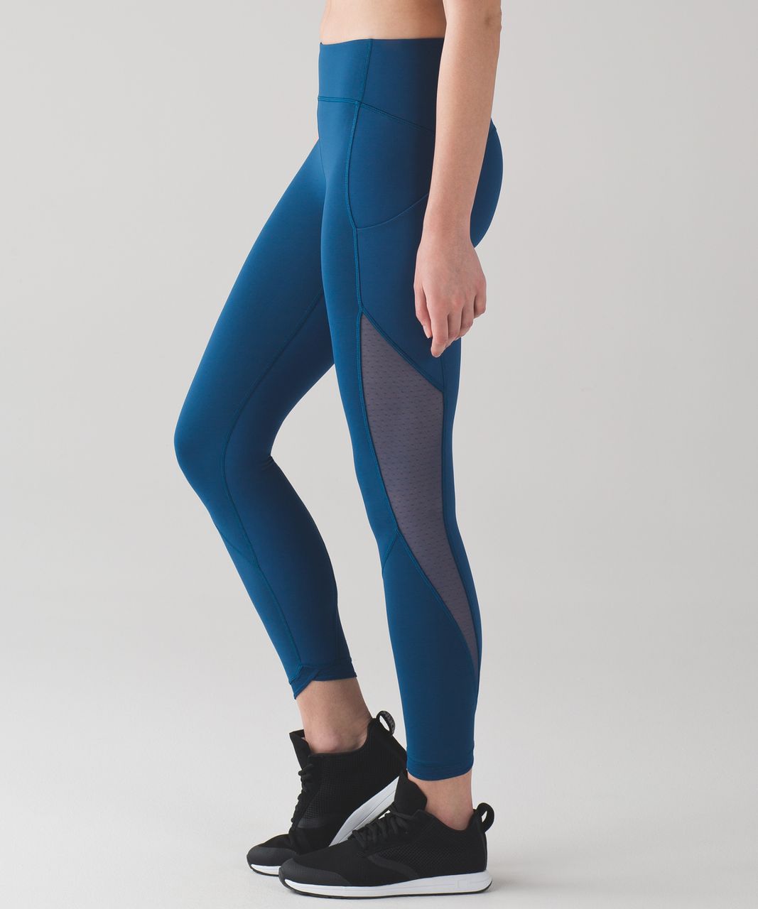 Lululemon Sole Training 7/8 Tight - Daisy Dust Alpine White Black