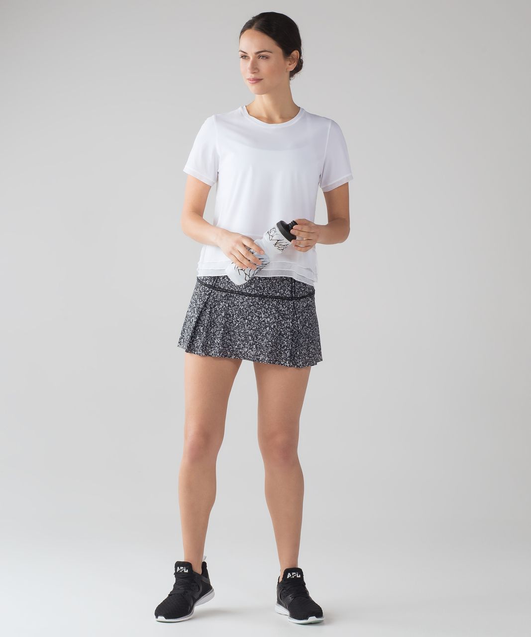 Lululemon Lost In Pace Skirt (Regular) (13") - Daisy Dust Alpine White Black / Black