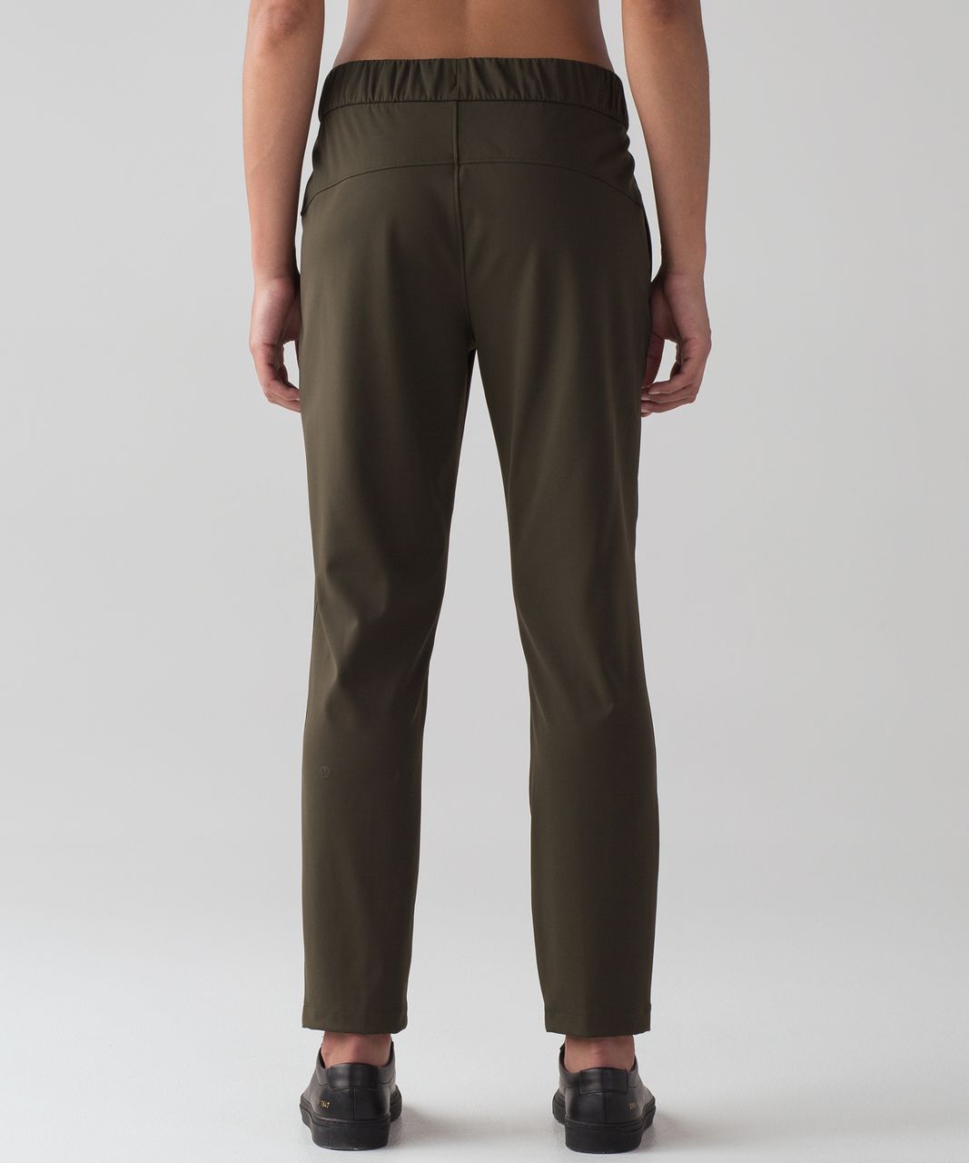 LULULEMON On The Fly Jogger Pants in Dark Olive Green Size 4 Womens #W5BZDS