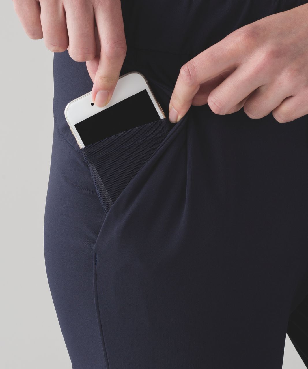 Lululemon On The Fly Pant *28 - True Navy (First Release) - lulu fanatics