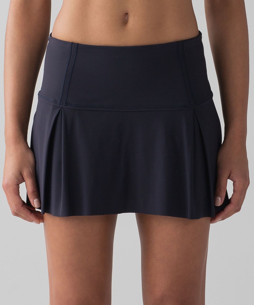 navy blue lululemon skirt