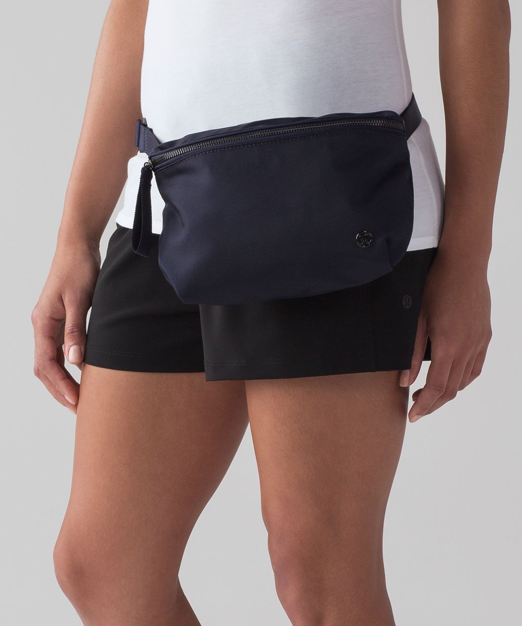 Lululemon Go Lightly Belt Bag - Midnight Navy