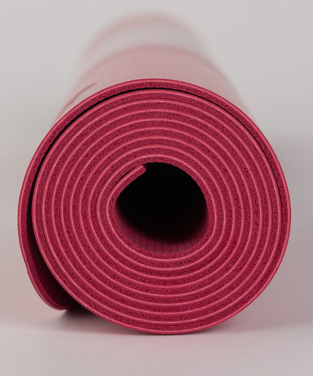 Lululemon The Reversible Mat 3mm - Lip Gloss / Ruby Red / Ruby Red