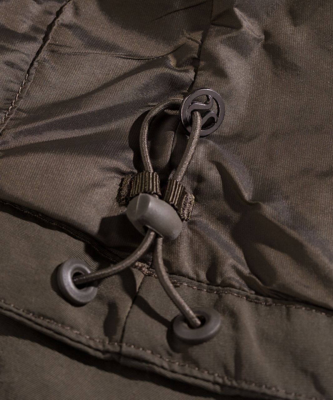 Lululemon Effortless Jacket - Dark Olive