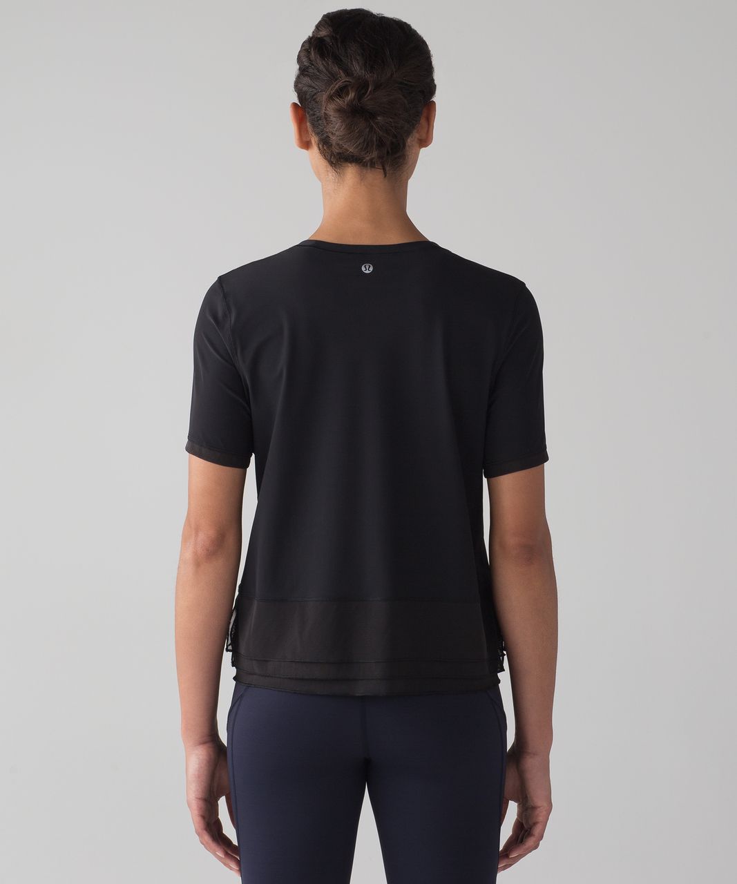 Lululemon Sole Training Short Sleeve - Black