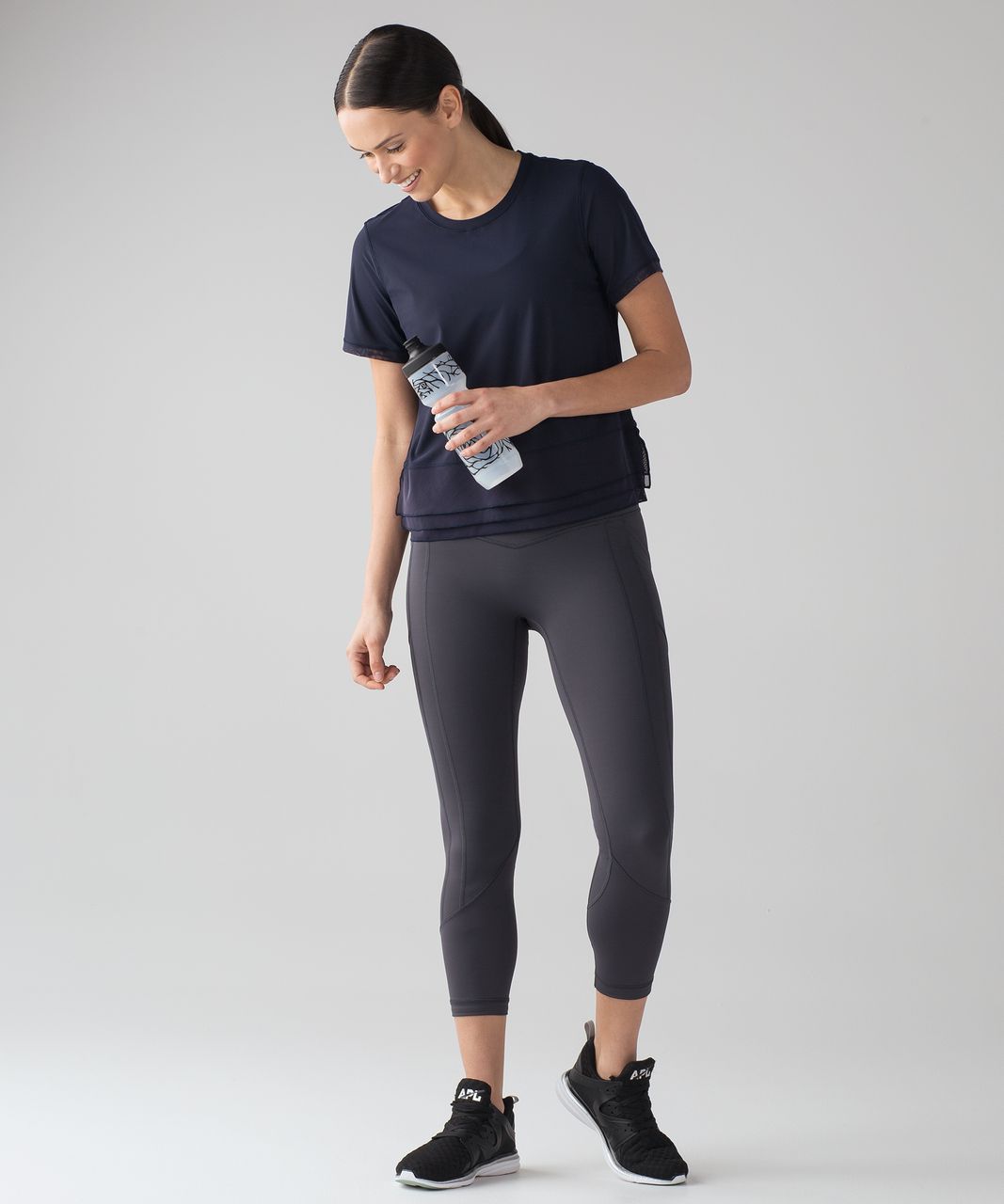 Lululemon Sole Training Short Sleeve - Midnight Navy