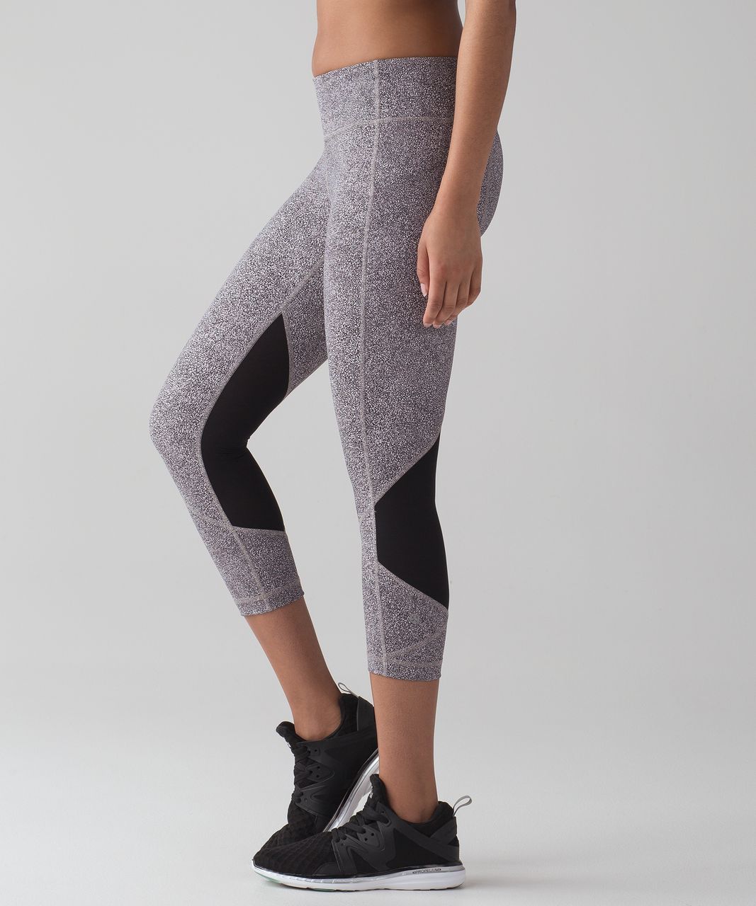 lululemon University of Michigan All Over Sea Salt Gray Pace