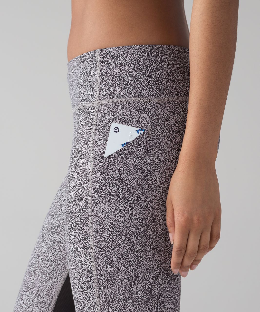 Lululemon Pace Rival Crop (22") - Sea Spray Alpine White Dark Chrome / Black