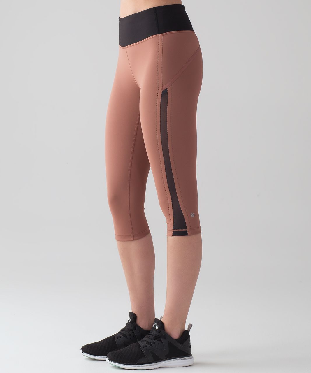 Lululemon Smooth Stride Crop - Henna / Black